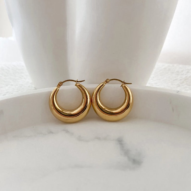 Simple Gold Chunky Hoops (Pair)