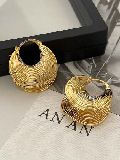 1 Pair Of Stylish European Trend Metal Geometric Earrings