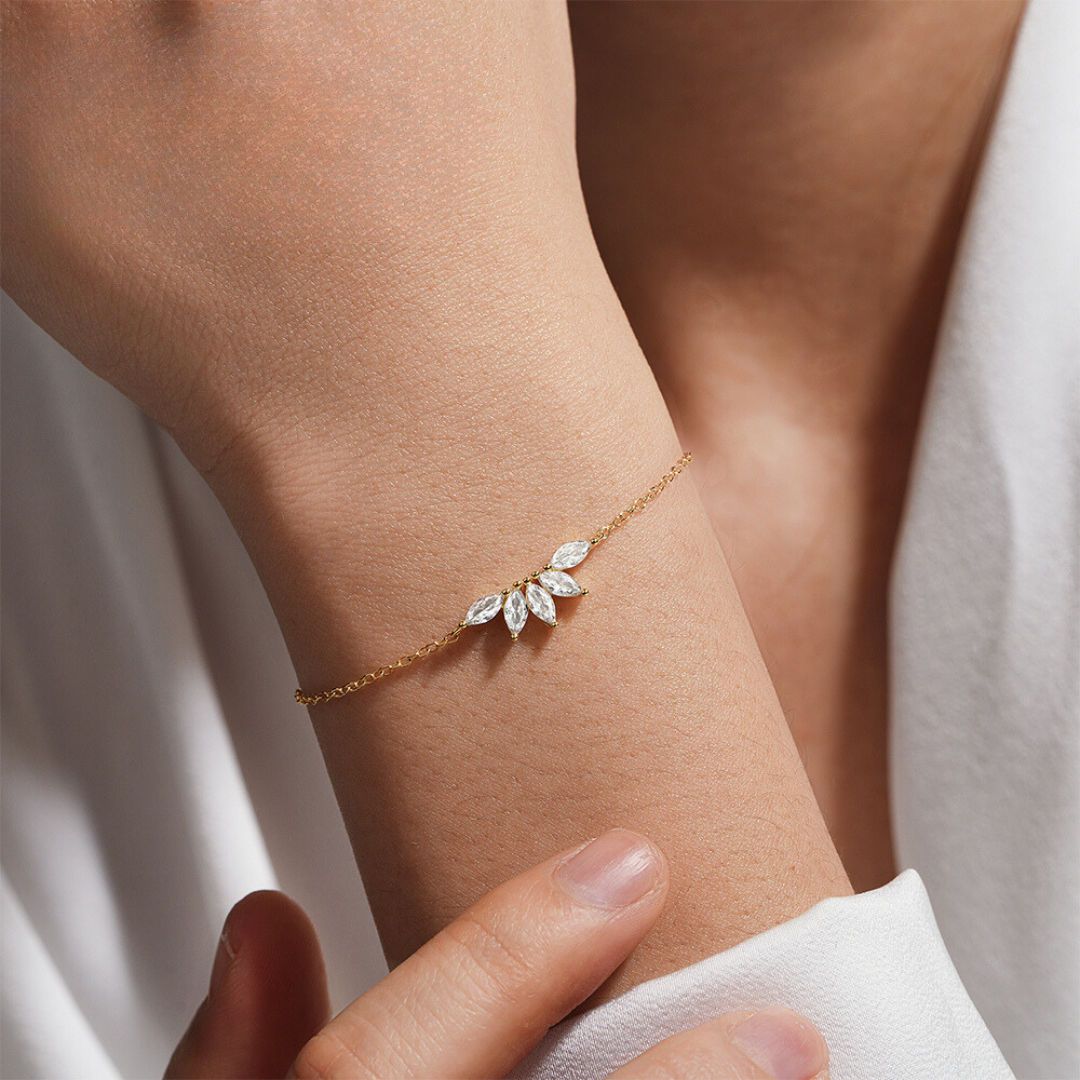 925 Sterling Silver Geometric Flower Bracelet (20cm)