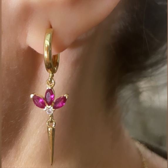 Sophia Earring ( one piece )