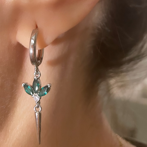 Sophia Earring ( one piece )