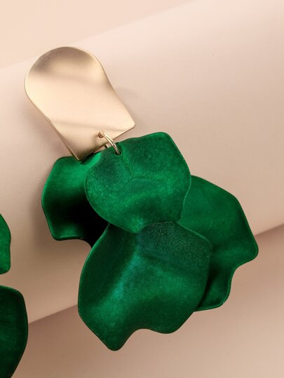 1Pair Petal Decor Drop Earrings