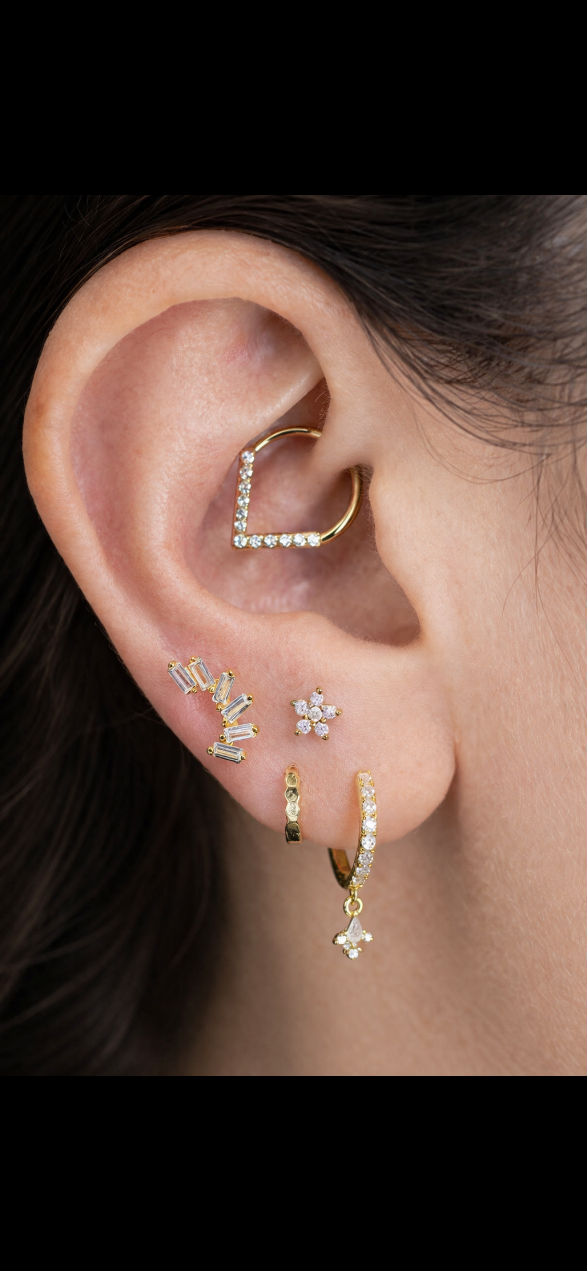 Daith/septum v shape titanium 1.2/8mm clicker