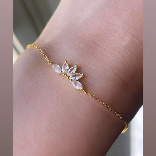 925 Sterling Silver Geometric Flower Bracelet (20cm)