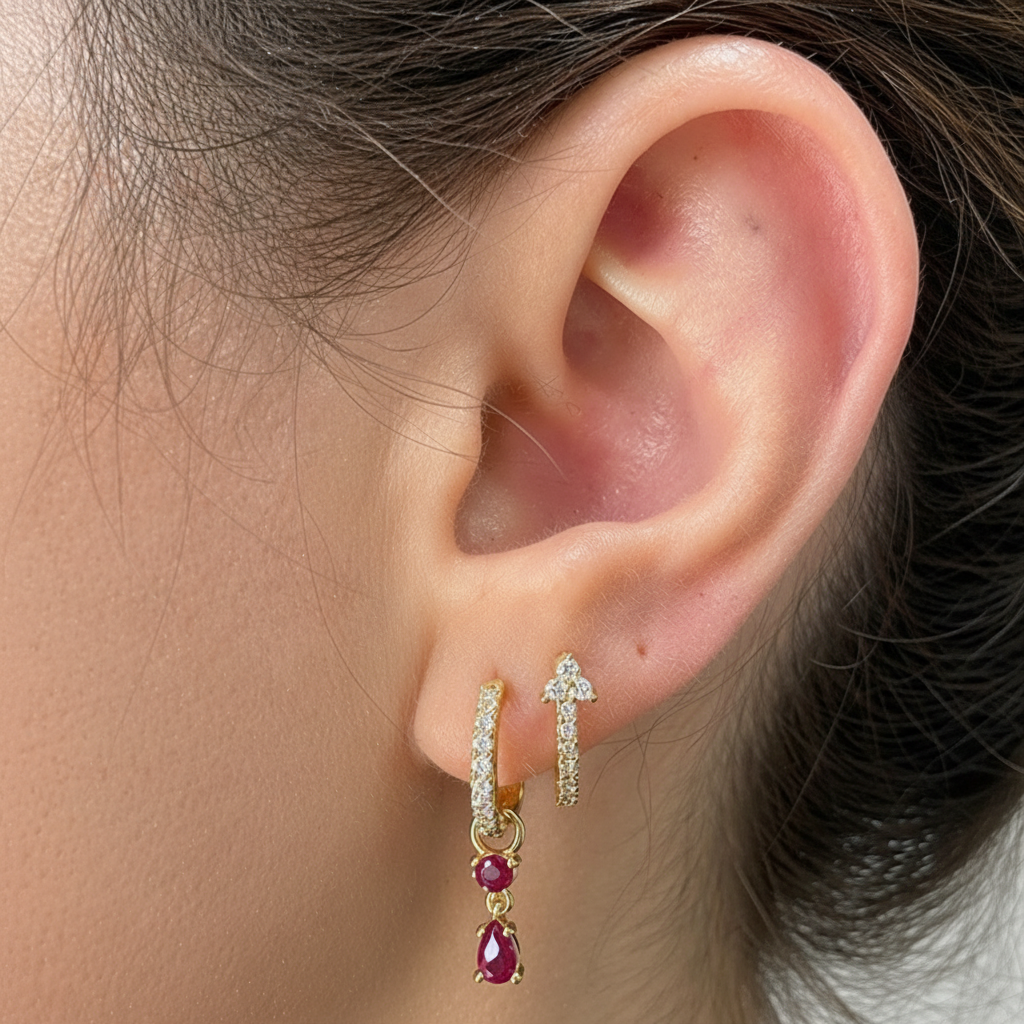 Set of two hypoallergenic earrings