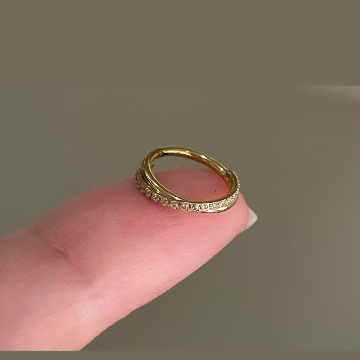 Titanium Marva Conch Piercing (1.2mm/10mm)