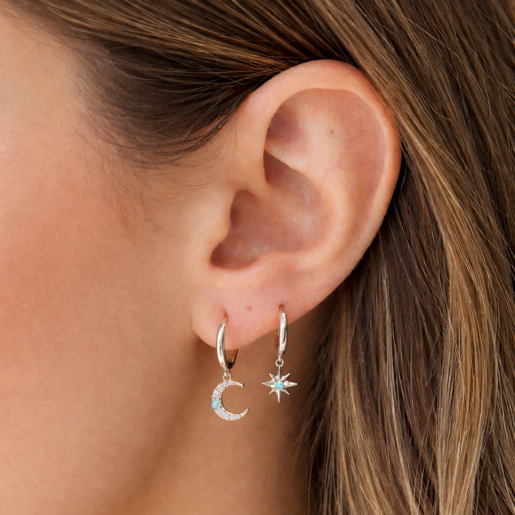 925 Sterling Silver Star Moon Hoop ( 2 pcs one star one moon )