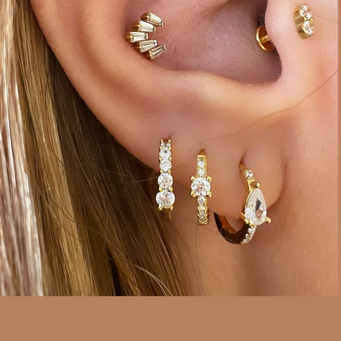 925 Sterling Silver CZ Zircon Huggie Earrings ( one piece )