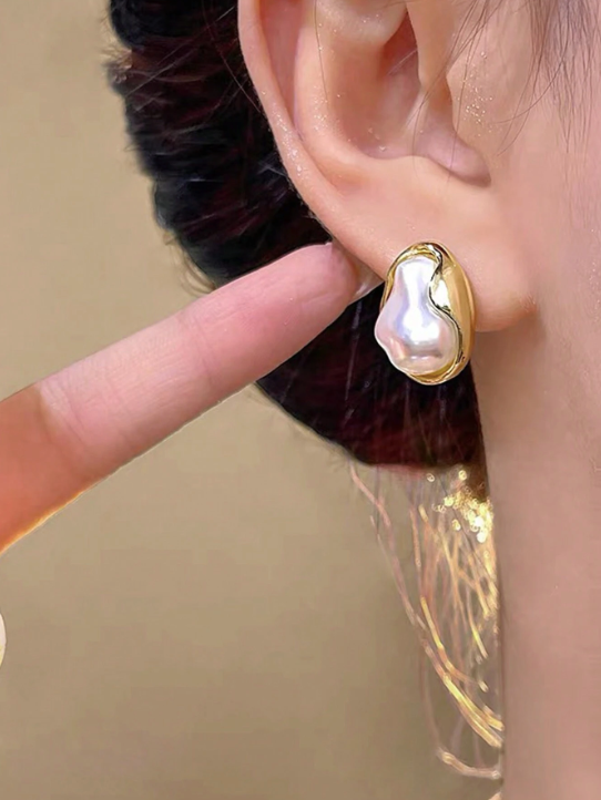 1 Pair Asymmetrical Faux Pearl Elegant & Unique Everyday Fashion  Earrings