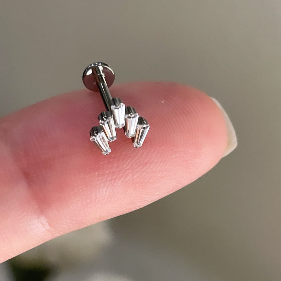 Titanium Evangelia FlatBack Labert Piercing With Two Bars (8mm,6mm)