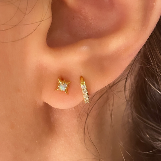 925 Sterling silver Opal Stud (one piece )